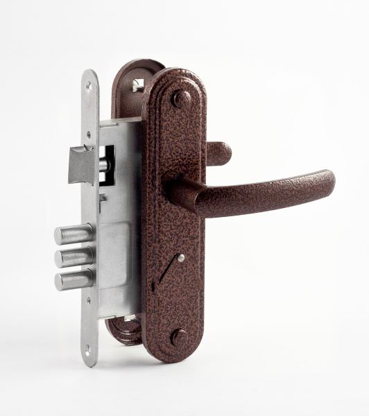 Замок Omega (Омега) врезной сувальдный с защёлкой в комплекте с ручкой ЗВ9.1-02 (медь), 3 кл.